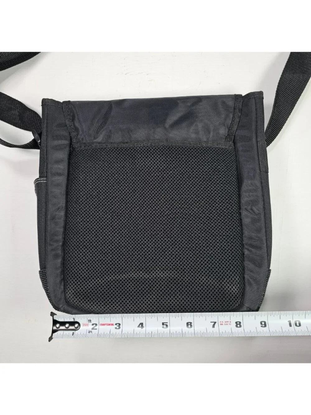 Targus Quilted Black & Gray Tablet Messenger Bag With Adjustable Strap 10x9x3